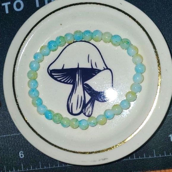 Chic Multi-Color Bracelet Collection - Picture 7 of 8